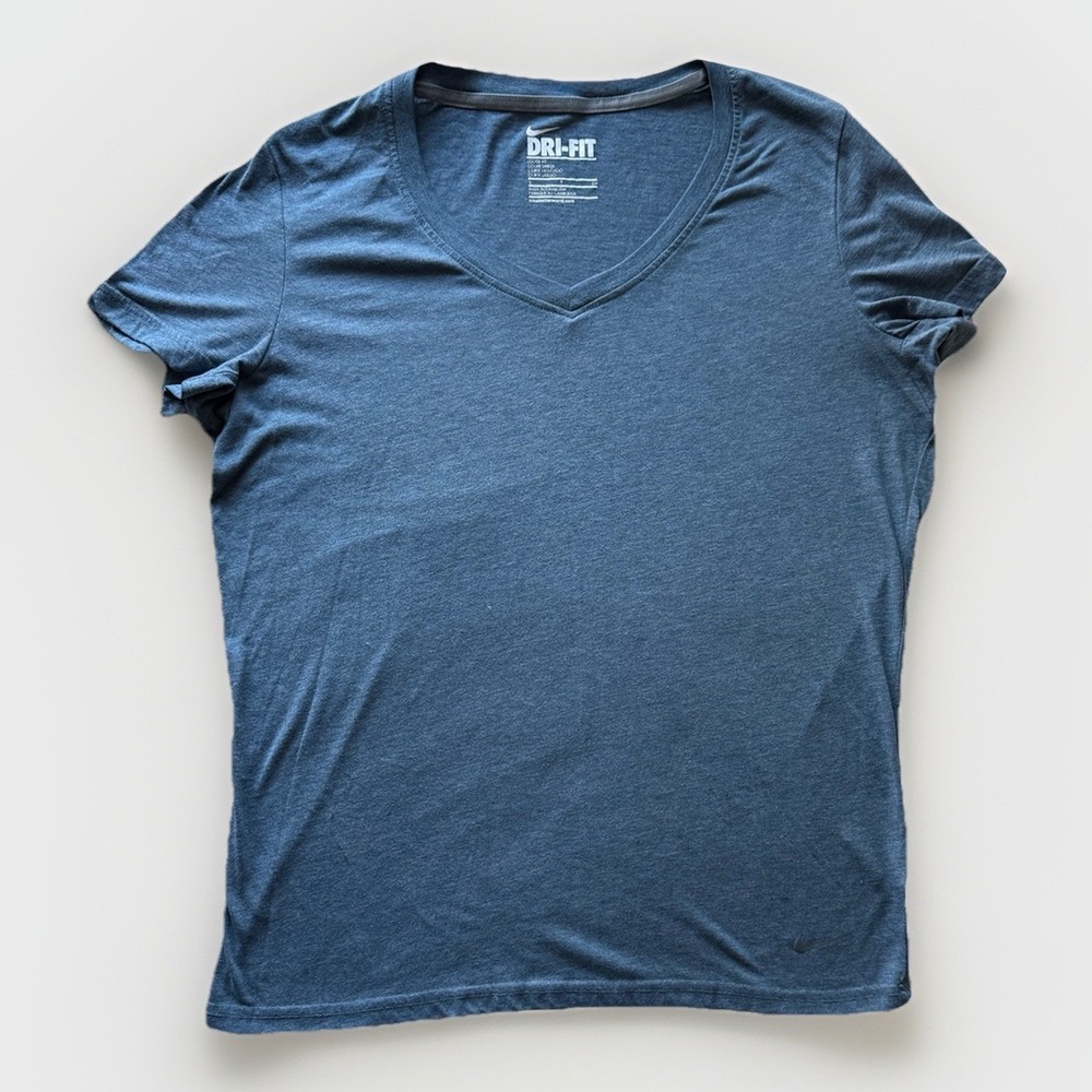 Nike Dri Fit Women's Shirt Size S In Color Blue V-neck